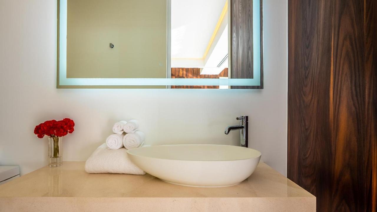 Pier 57 - 208 Best 2 Bedroom Condo In Romantic Zone بويرتو فالارتا المظهر الخارجي الصورة